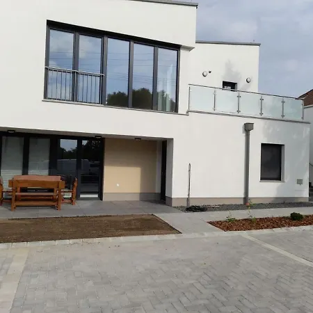Kempi Kuckoja Balatonalmádi Exterior photo